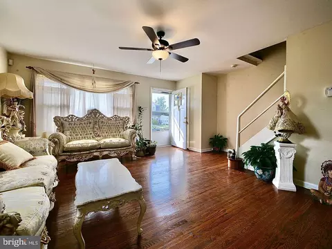3612 W 13th St, Marcus Hook, PA 19061 photo 4