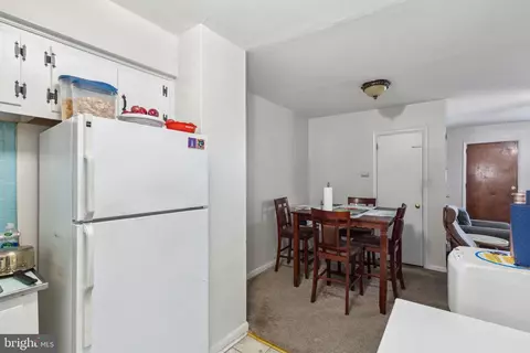 392 Beverly Blvd, Upper Darby, PA 19082 photo 9
