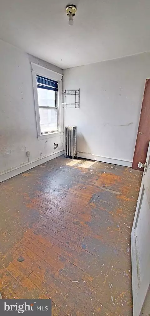 7220 Clinton Rd, Upper Darby, PA 19082 photo 5