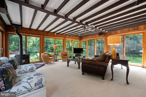 10 Rabbit Run Rd, Rose Valley, PA 19086 photo 20