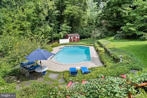 10 Rabbit Run Rd, Rose Valley, PA 19086 photo 42