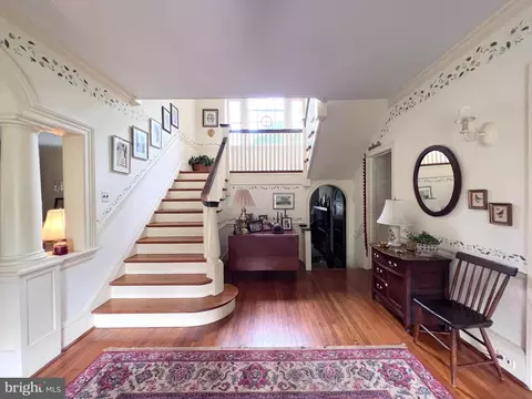 313 Saint Davids Rd, Wayne, PA 19087 photo 3
