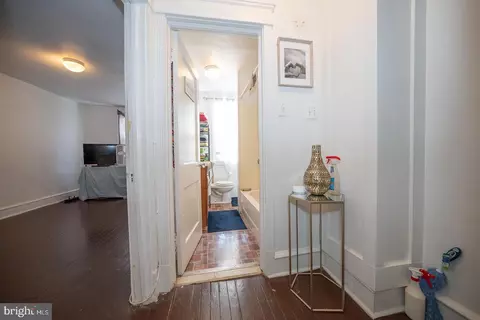 6980 Clinton Rd, Upper Darby, PA 19082 photo 15
