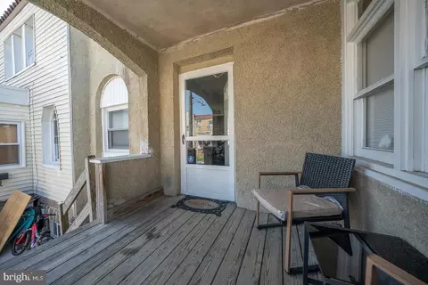 6980 Clinton Rd, Upper Darby, PA 19082 photo 4