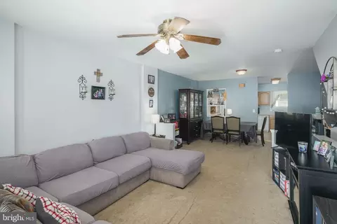 6771 Perry Ave, Upper Darby, PA 19082 photo 5