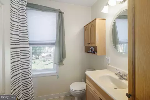 6771 Perry Ave, Upper Darby, PA 19082 photo 16
