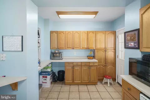 6771 Perry Ave, Upper Darby, PA 19082 photo 12