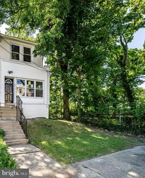 172 Park Pl, Lansdowne, PA 19050