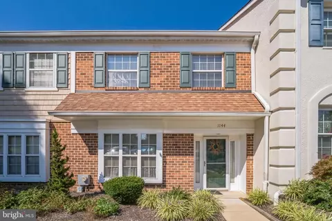 1144 Putnam Blvd #79, Wallingford, PA 19086