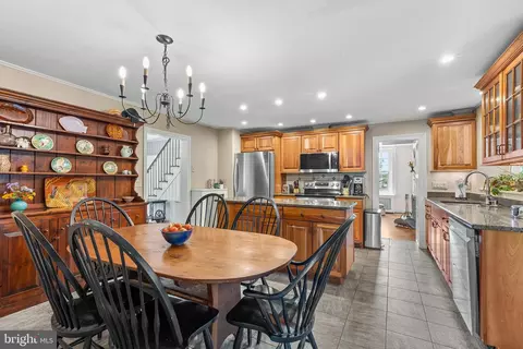 215 E Springfield Rd, Springfield, PA 19064 photo 12