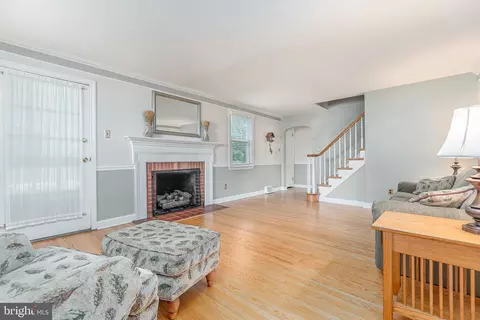 947 Edgewood Dr, Springfield, PA 19064 photo 9