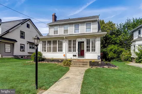16 Montrose Ave, Upper Darby, PA 19082 photo 2
