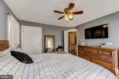 16 Montrose Ave, Upper Darby, PA 19082 photo 18