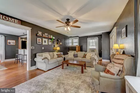 16 Montrose Ave, Upper Darby, PA 19082 photo 8