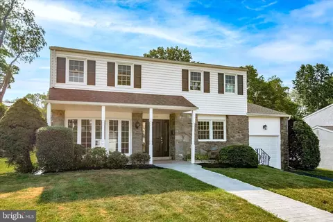 205 Remington Rd, Broomall, PA 19008