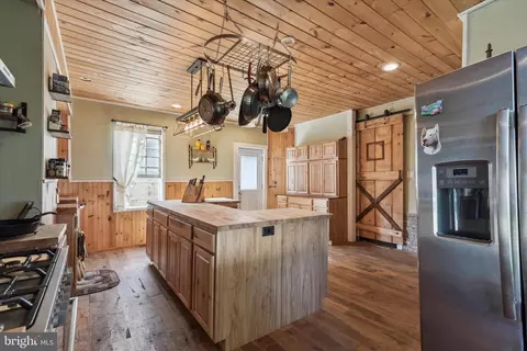 815 W Springfield Rd, Springfield, PA 19064 photo 5
