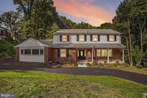 2014 Richard Dr, Broomall, PA 19008