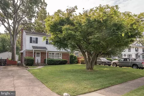 307 Sharp Ave, Glenolden, PA 19036
