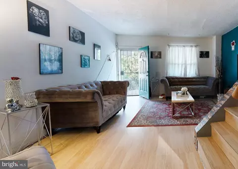 16 N 6th St, Darby, PA 19023