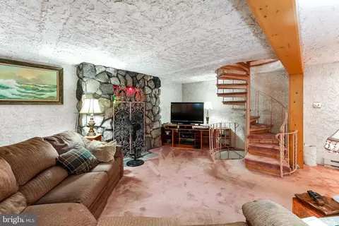 441 E Springfield Rd, Springfield, PA 19064 photo 22