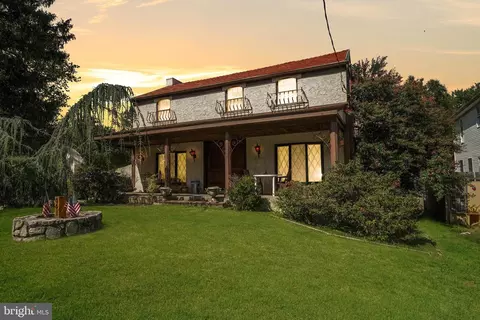 441 E Springfield Rd, Springfield, PA 19064