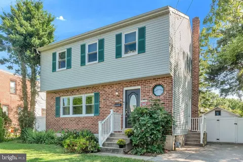 234 Kossuth Ave, Folsom, PA 19033