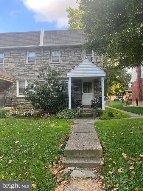 913 E 21st St, Chester, PA 19013