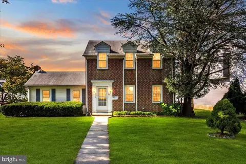 216 1st Ave, Broomall, PA 19008