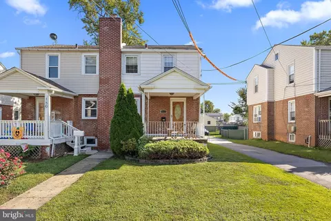148 Maple Ave, Holmes, PA 19043