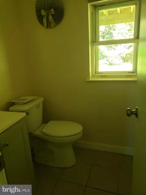 1726 Mill Rd, Boothwyn, PA 19061 photo 13