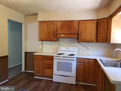 1726 Mill Rd, Boothwyn, PA 19061 photo 6