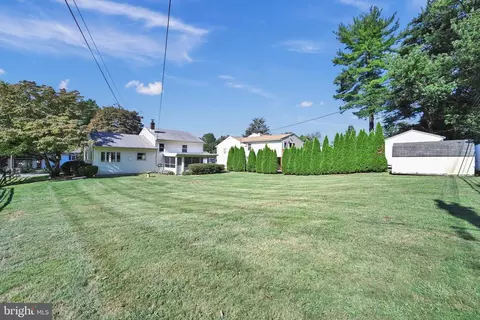 2415 E Helms Mnr, Marcus Hook, PA 19061 photo 25
