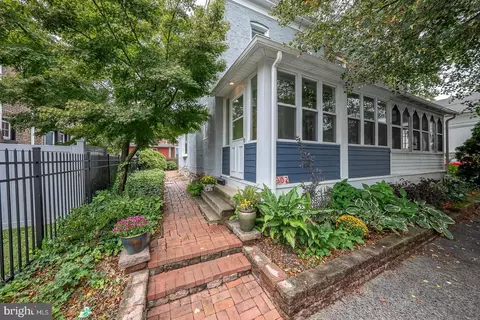 302 Church St, Media, PA 19063