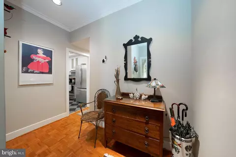 41 Greythorne Woods Cir, Wayne, PA 19087 photo 4