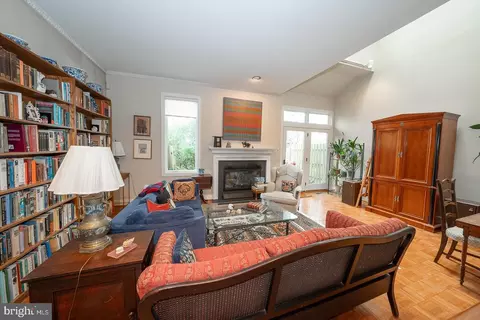 41 Greythorne Woods Cir, Wayne, PA 19087 photo 14