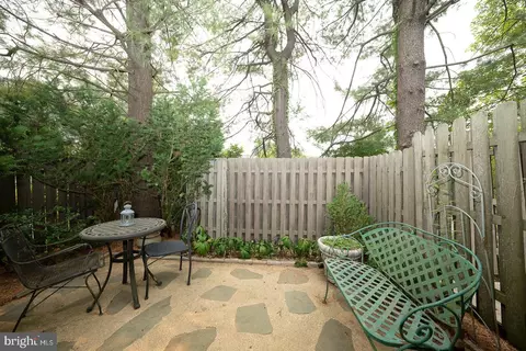 41 Greythorne Woods Cir, Wayne, PA 19087 photo 28