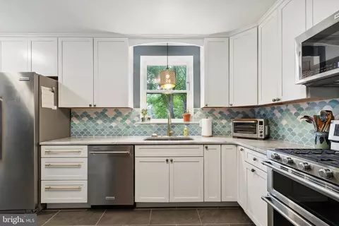 204 Eagle Rd, Havertown, PA 19083 photo 8