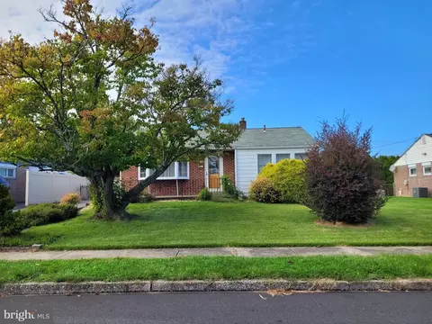 2148 N Lee Ln, Aston, PA 19014
