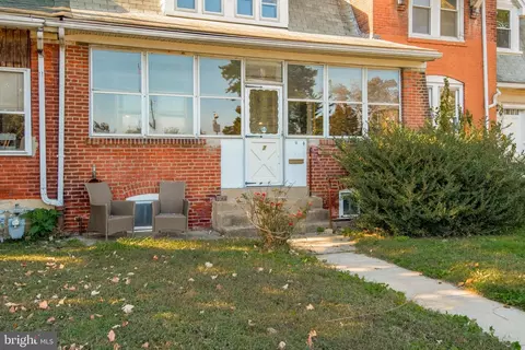 7 Plaza St, Marcus Hook, PA 19061 photo 2