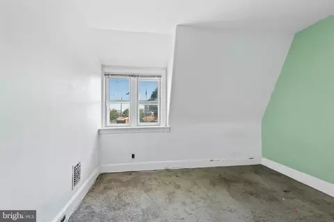 7 Plaza St, Marcus Hook, PA 19061 photo 12