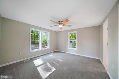 4465 Garnet Mine Rd, Upper Chichester, PA 19061 photo 9
