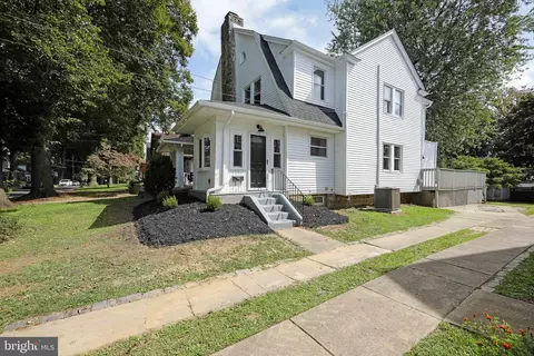 285 Ballymore Rd, Springfield, PA 19064