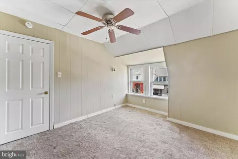 51 Spruce St, Marcus Hook, PA 19061 photo 14