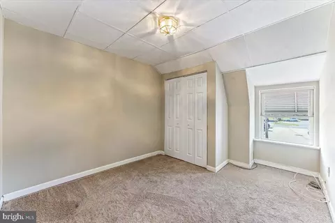 51 Spruce St, Marcus Hook, PA 19061 photo 12
