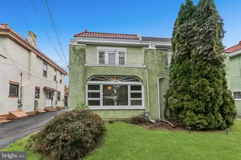 734 Poplar St, Sharon Hill, PA 19079