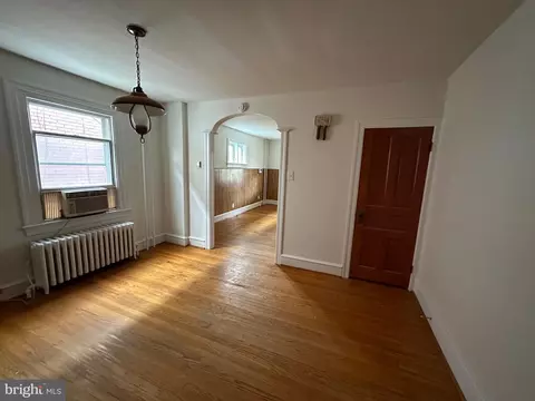 80 Marple Ave, Clifton Heights, PA 19018