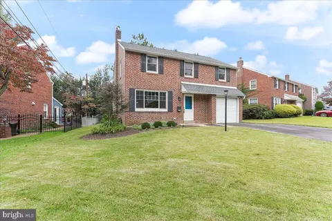 1337 Dermond Rd, Drexel Hill, PA 19026