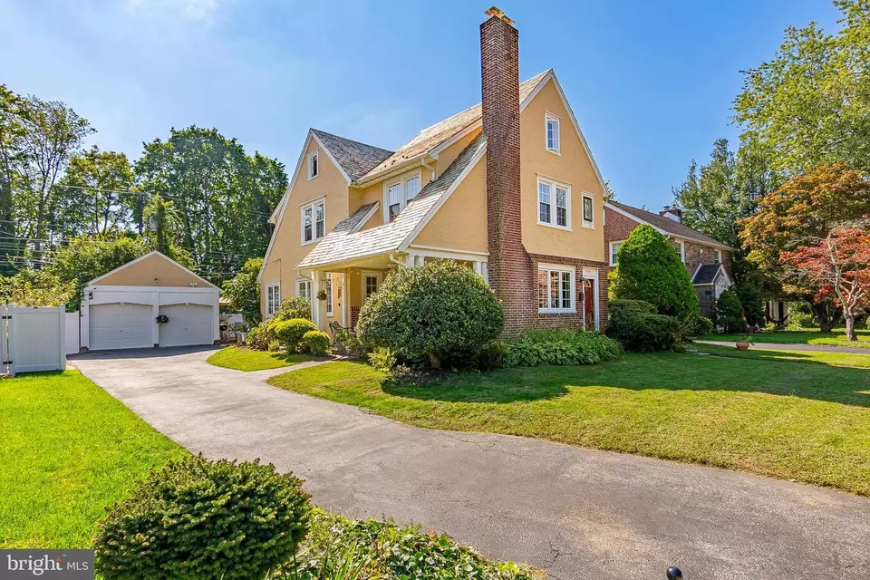 2516 Hillcrest Rd, Drexel Hill, PA 19026 79 Photos Movoto