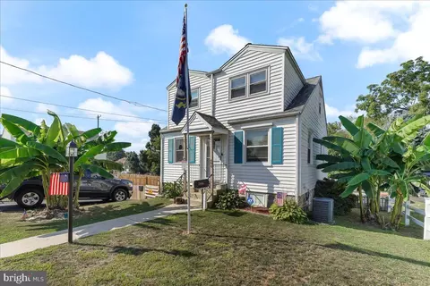 408 Nassau Blvd, Prospect Park, PA 19076