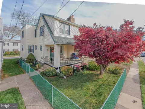 133 Terrace Ave, Upper Darby, PA 19082